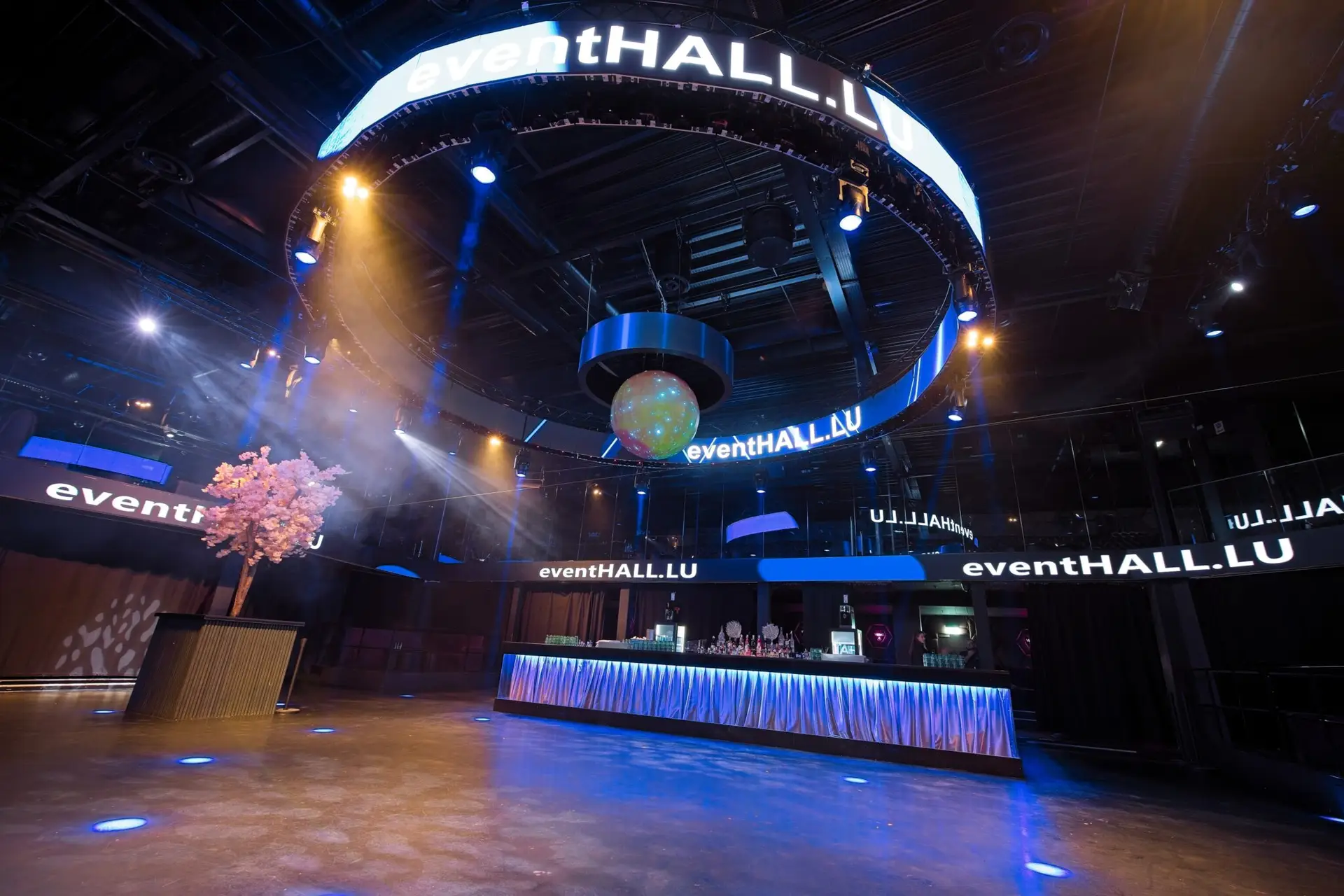 bar-und-lichtinstallation-eventhall-luzern